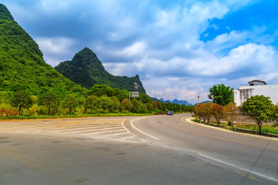 jalur alternatif puncak