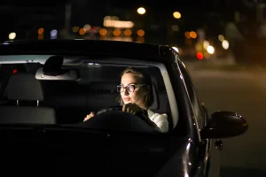 9 Tips Aman Naik Mobil Malam Hari Saat Mudik Lebaran