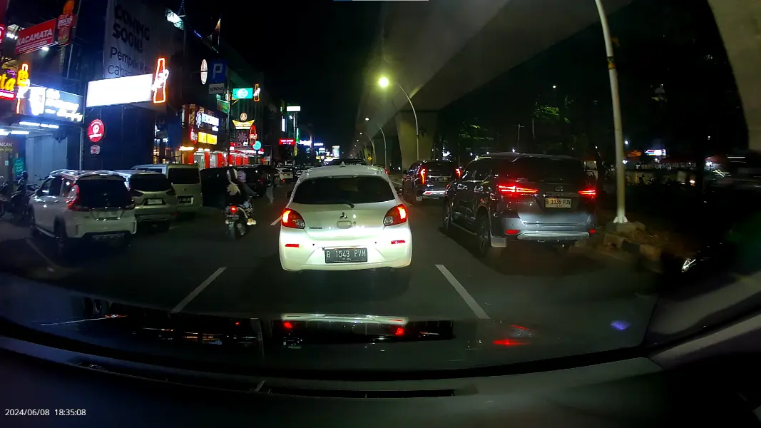 dashcam mobil terbaik